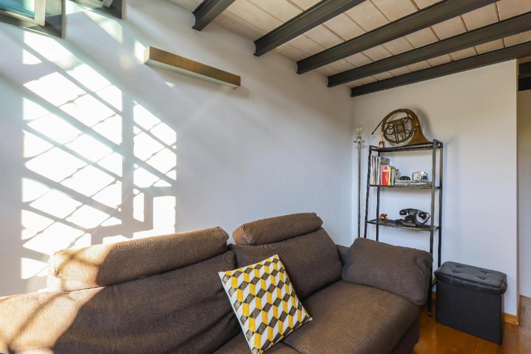 Paki Home Nel Cuore Dei Navigli Di Milano Exteriér fotografie